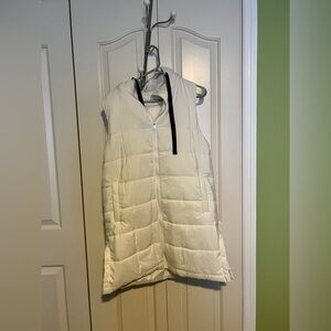 Women's white Hooded Puffer Vest